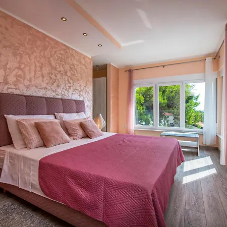 Leana In Medulin,istria Villa *